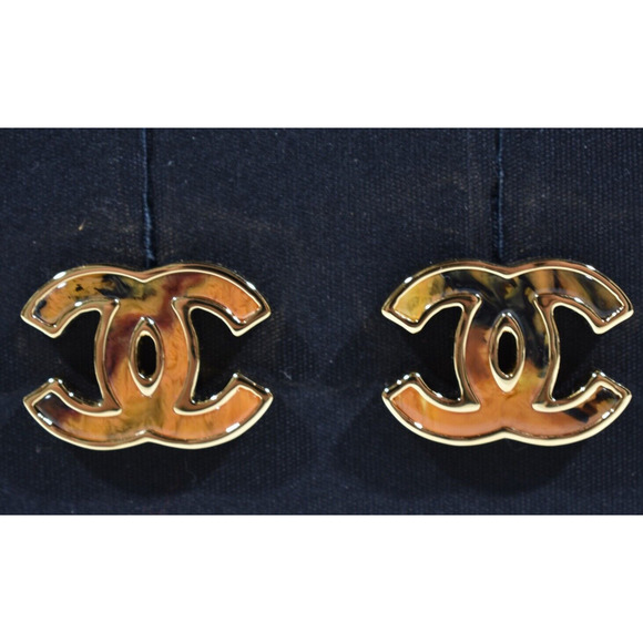Chanel 23A Gold Orange Red Interlocking CC Logo Classic Statement Stud Earrings - Picture 3 of 12